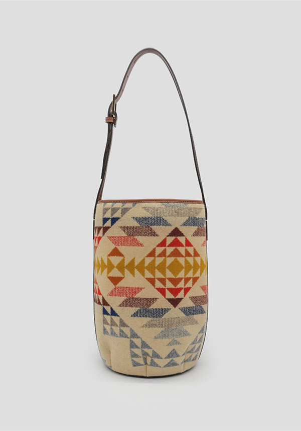 Rose & Lini A VACATION “MARCHE” SMITH ROCK BUCKET BAG Online