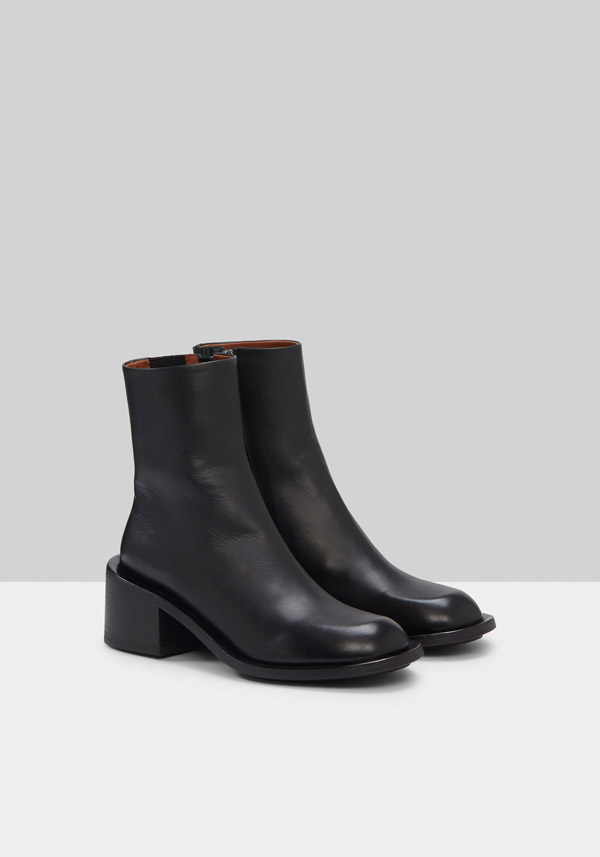 Rose & Lini MARSÈLL “ALLUCINO BEATLE” BLACK LEATHER ANKLE BOOTS Vendite Flash