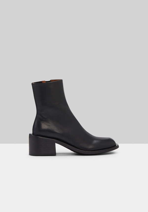 Rose & Lini MARSÈLL “ALLUCINO BEATLE” BLACK LEATHER ANKLE BOOTS Vendite Flash