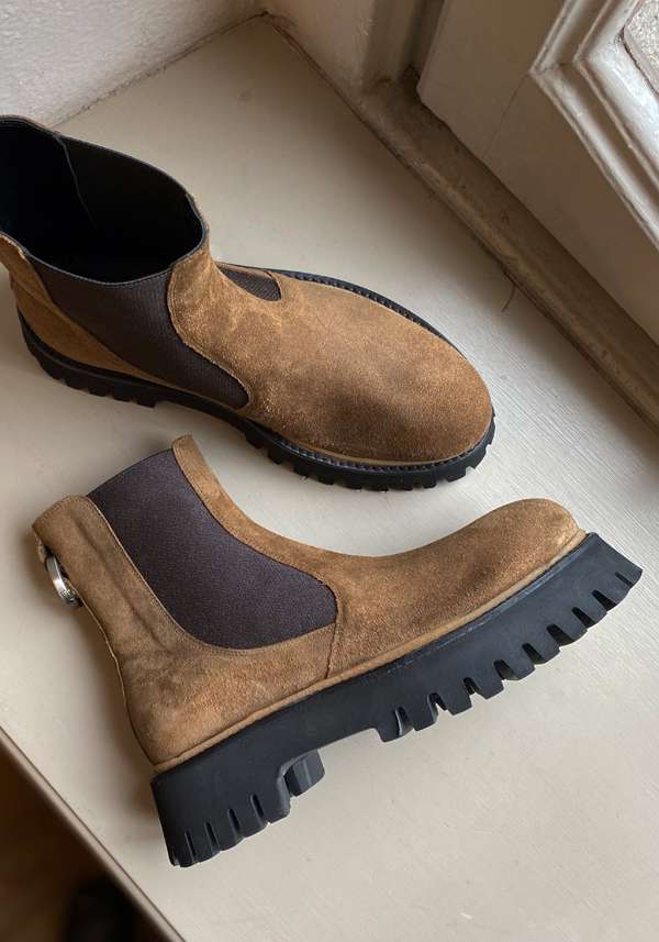 Rose & Lini ROCCO P. “TRONCHETTO 15630” SUEDE CARAMEL ANKLE BOOTS Italy