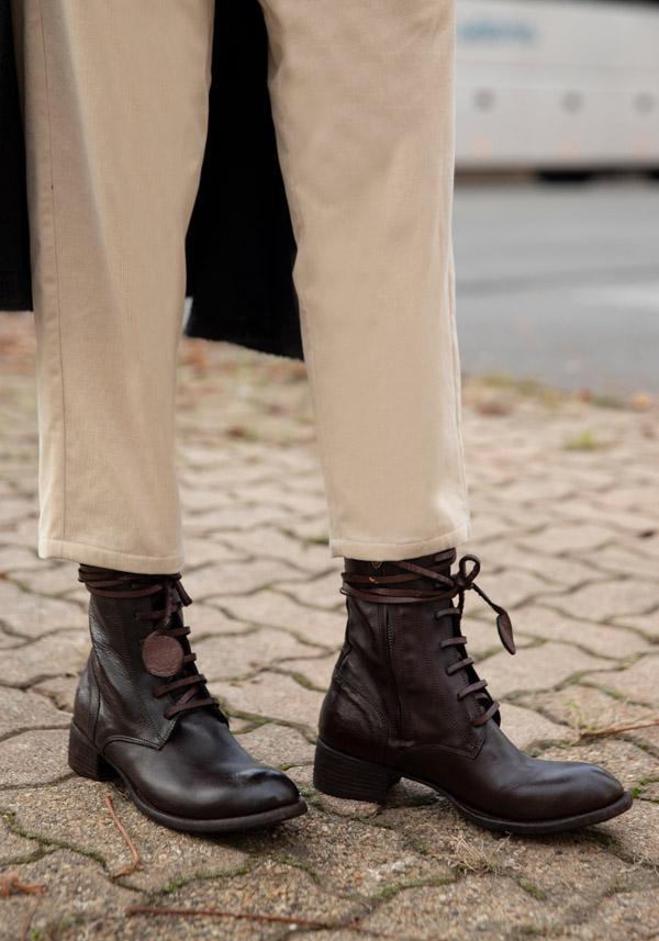 Rose & Lini FAUZIAN JEUNESSE “POLACCO 2771” EBONY LEATHER BOOTS Vendita