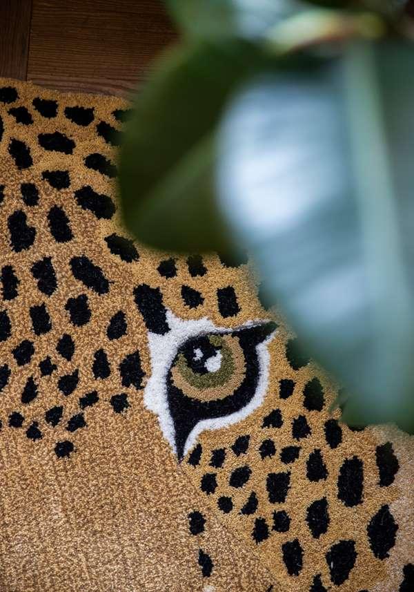 Rose & Lini DOING GOODS “HIMANI LEOPARD HEAD” LARGE RUG Saldi