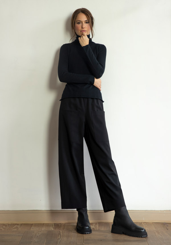 Rose & Lini SAVERIO PALATELLA CASHMERE “LIGTH-WEIGHT CREW NECK” BLACK KNIT I Più Venduti