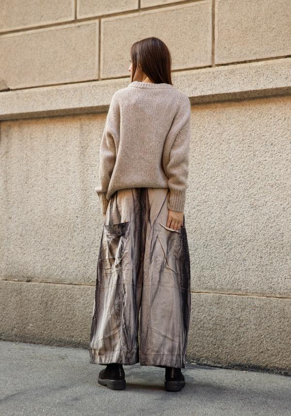Rose & Lini GILDA MIDANI COTTON “EGG PANTS” TAUPE Moda