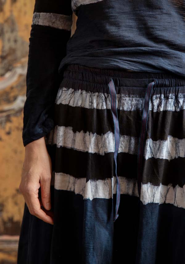 Rose & Lini GILDA MIDANI “Y SKIRT 2515” BLACK & BLUE Economico