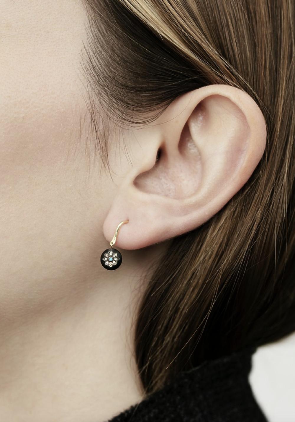 Rose & Lini 5 OCTOBRE “ISA” BLACK EARRINGS Saldi Di Fabbrica
