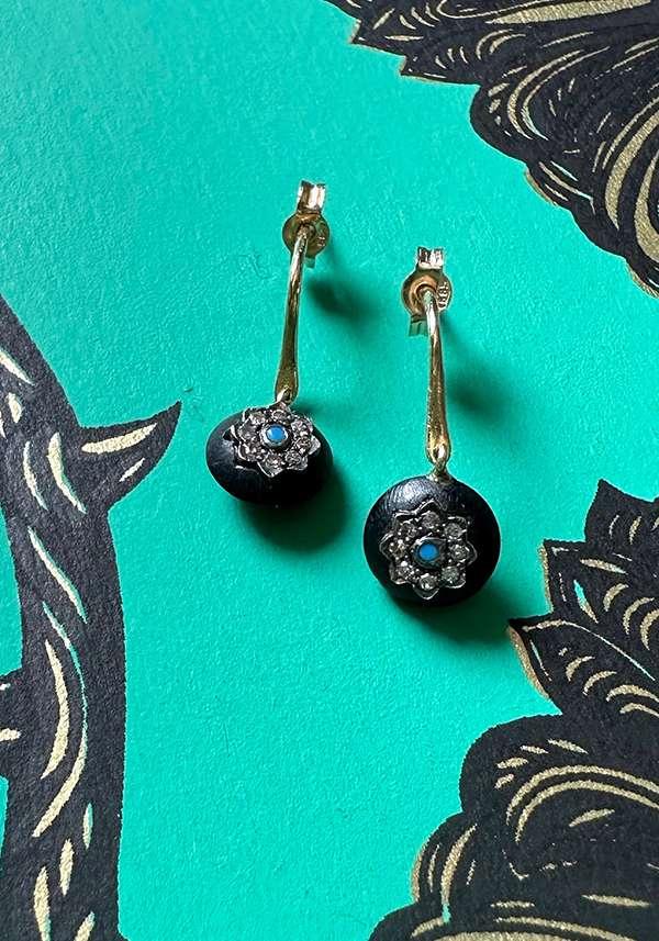 Rose & Lini 5 OCTOBRE “ISA” BLACK EARRINGS Saldi Di Fabbrica