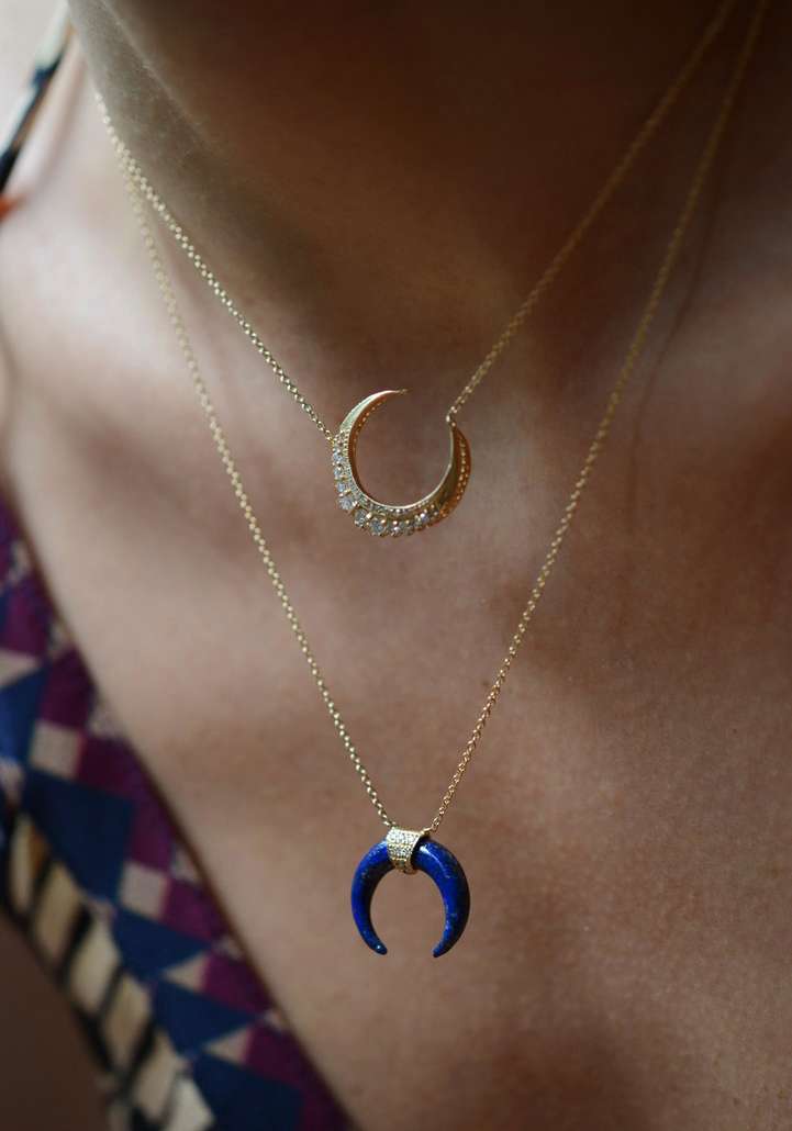 Rose & Lini JACQUIE AICHE BLUE HORN NECKLACE Offerta