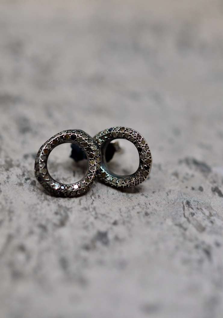 Rose & Lini ROSAMARIA “ATOLL” ROUND SILVER EARRINGS Sconto