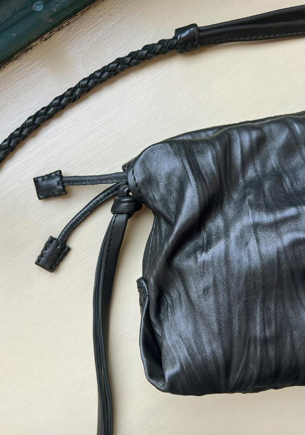 Rose & Lini EN SHALLA LAMB LEATHER “BAG 45L16L” BLACK Offerte speciali