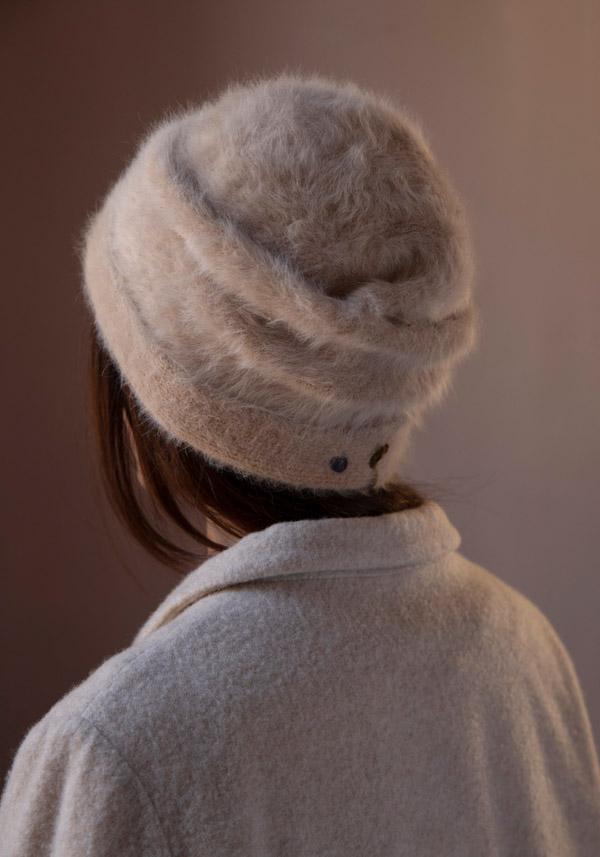 Rose & Lini YESEY “LACES” BEIGE ANGORA HAT Black Friday