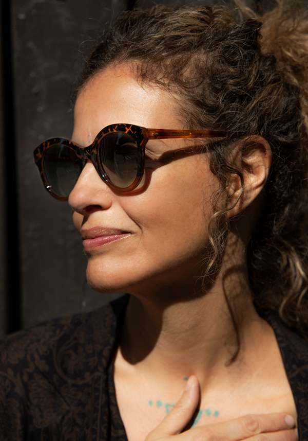 Rose & Lini NATHALIE BLANC BROWN & TURTLE SUNGLASSES Offerte giornaliere
