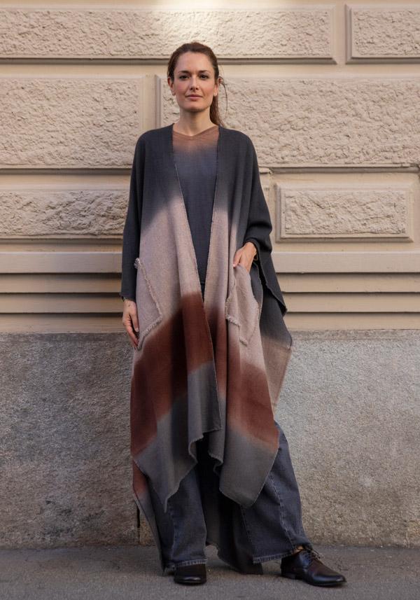 Rose & Lini MIRROR IN THE SKY CASHMERE “FLOWING COAT” GREY & BROWN Offerte speciali