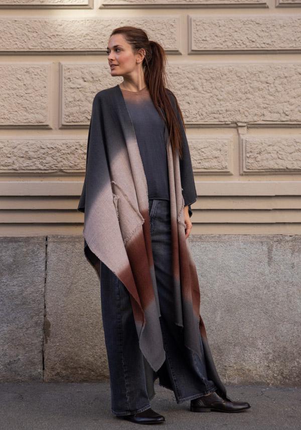 Rose & Lini MIRROR IN THE SKY CASHMERE “FLOWING COAT” GREY & BROWN Offerte speciali