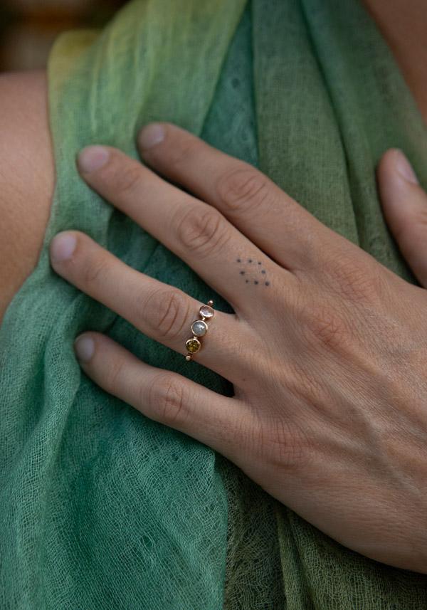 Rose & Lini DORETTE MULTICOLOR SIMPLE BAGUE GOLD RING Fino al 55% di sconto
