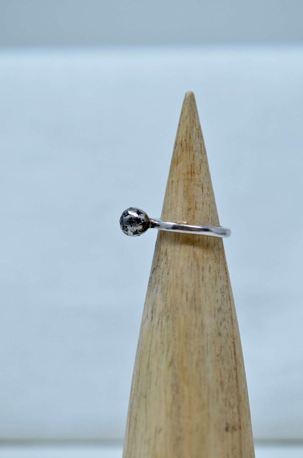 Rose & Lini ROSAMARIA SILVER AND DIAMOND “ALEPO” RING Italia