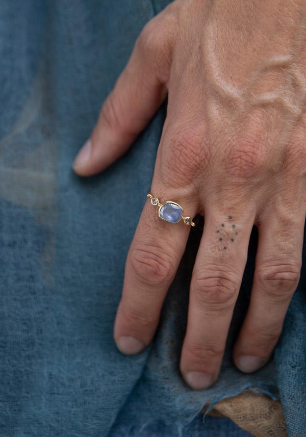 Rose & Lini DORETTE GOLD & BLUE SAPPHIRE “BAGUE SIMPLE” RING Qualità Garantita