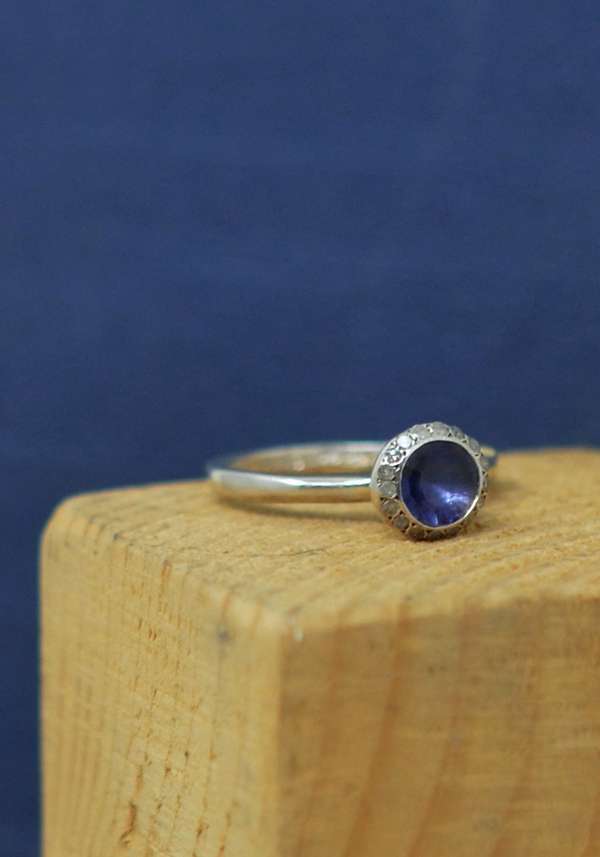 Rose & Lini ROSAMARIA “BELQUIS” DIAMONDS & IOLITE SILVER RING Novità