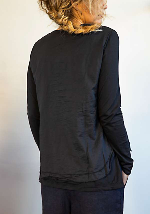 Rose & Lini MJW BLACK LONG SLEEVED T-SHIRT In Saldo
