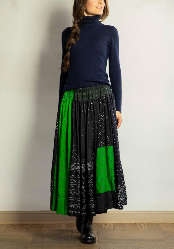 Rose & Lini INJIRI SILK PATTERNED “SKIRT 145 CUS” BLACK BLUE & GREEN