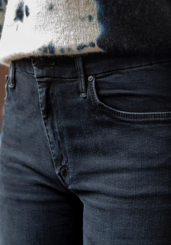 Rose & Lini MOTHER DENIM “THE ROLLER FRAY” NAVY JEANS Fornitura limitata