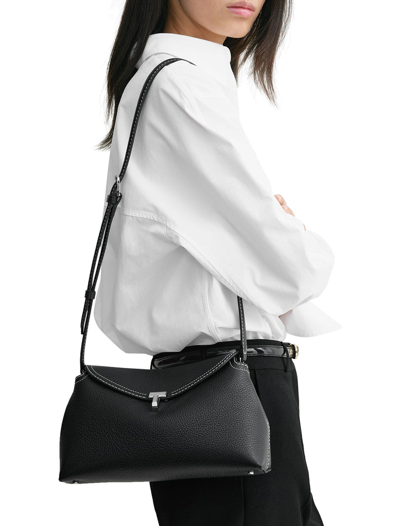 Suitnegozi T-Lock clutch black grain 2025