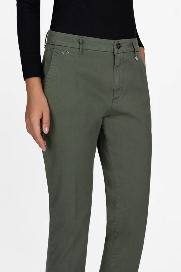 Sartoria Tramarossa PANTALONE ADELE SLIM IN COTONE VERDE Prezzo Ridotto