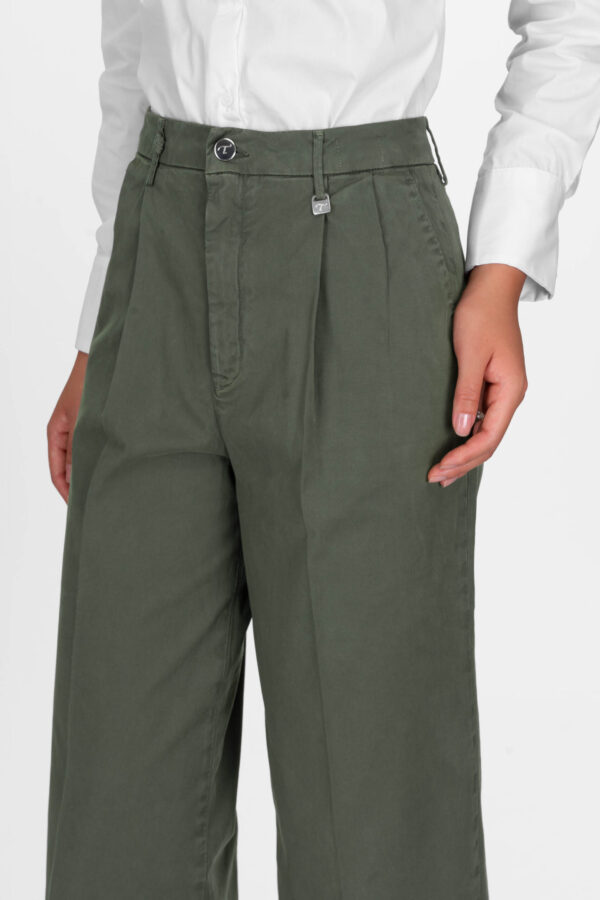 Sartoria Tramarossa PANTALONE AURELIA WIDE LEG IN GABARDINA DI COTONE VERDE Sconto