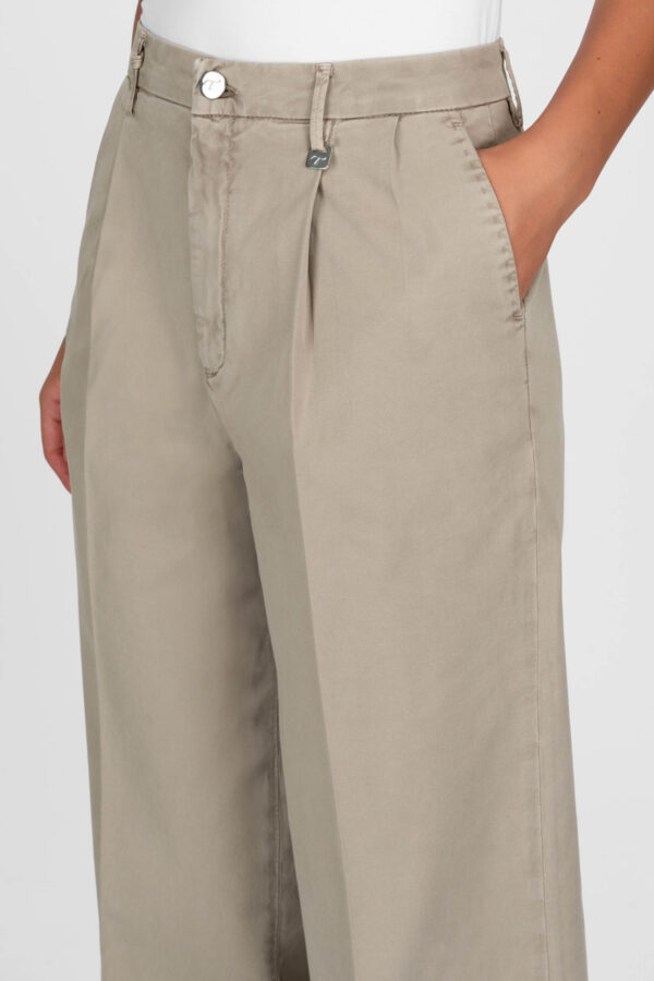 Sartoria Tramarossa PANTALONE AURELIA WIDE LEG GABARDINA DI COTONE SAND Offerta