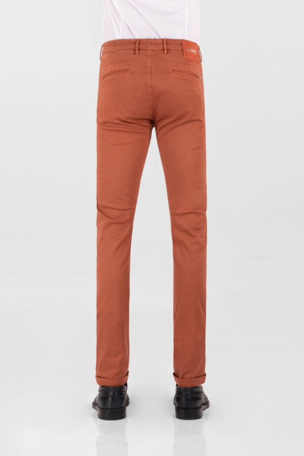 Sartoria Tramarossa PANTALONE LUIS SLIM IN GABARDINA LEGGERA DI COTONE STRETCH ARANCIONE Promozione Limitata