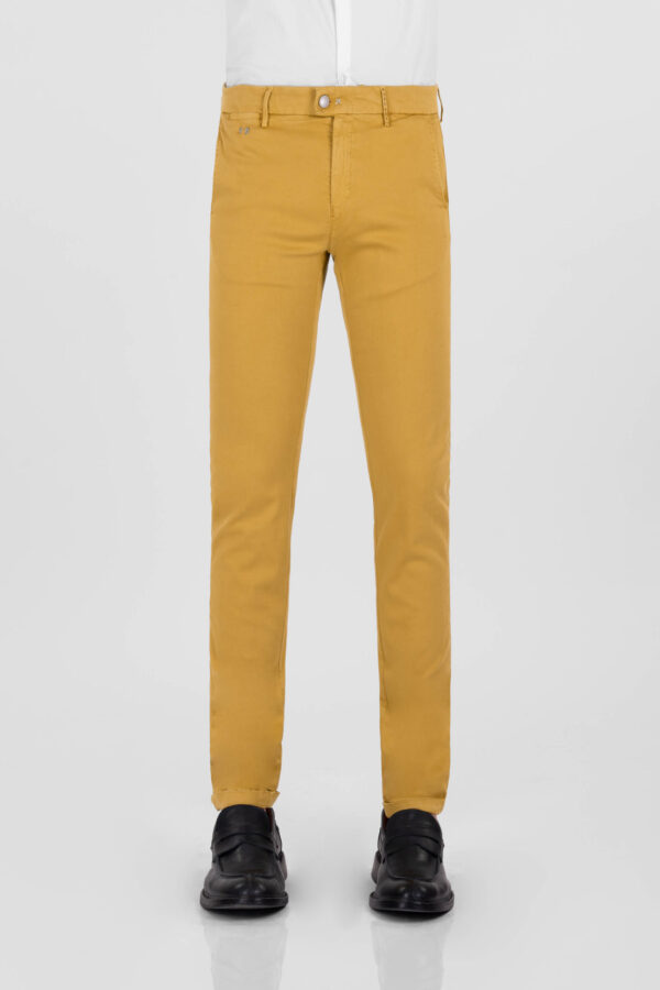 Sartoria Tramarossa PANTALONE LUIS SLIM IN GABARDINA LEGGERA DI COTONE STRETCH GIALLO Fino Al -60%