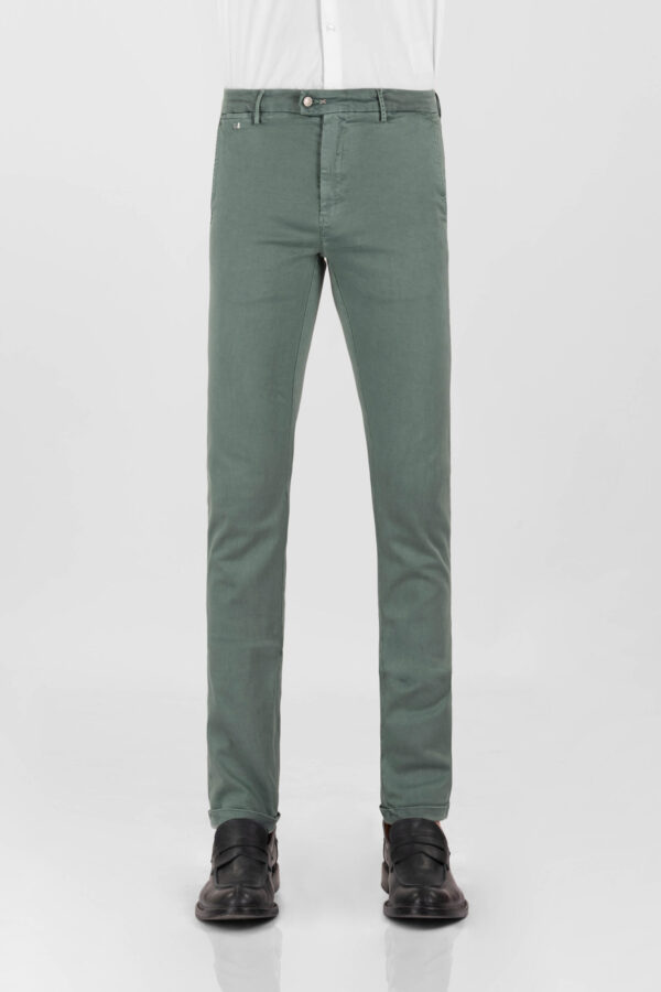 Sartoria Tramarossa PANTALONE LUIS SLIM IN GABARDINA LEGGERA DI COTONE STRETCH VERDE Affare Del Giorno