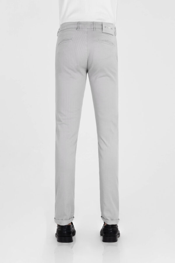 Sartoria Tramarossa PANTALONE LUIS SLIM IN GABARDINA LEGGERA DI COTONE CON STAMPA ESTERNA STRETCH GRIGIO Economico