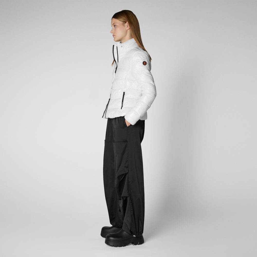 Save the duck PIUMINO ANIMAL FREE CON CAPPUCCIO DONNA COSMARY BIANCO NATURALE Offerta