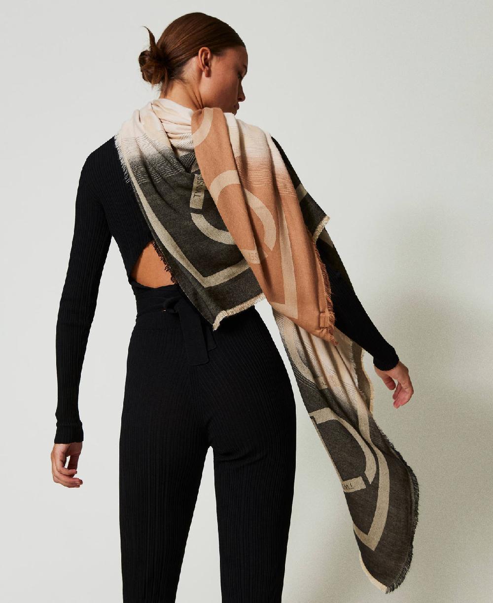 Scee by twin set Kefiah jacquard con Oval T In Saldo