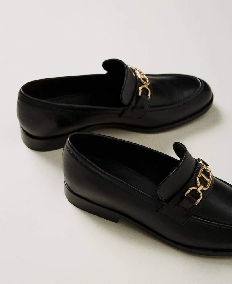 Scee by twin set Mocassini in pelle con morsetto Oval T Consegna Veloce