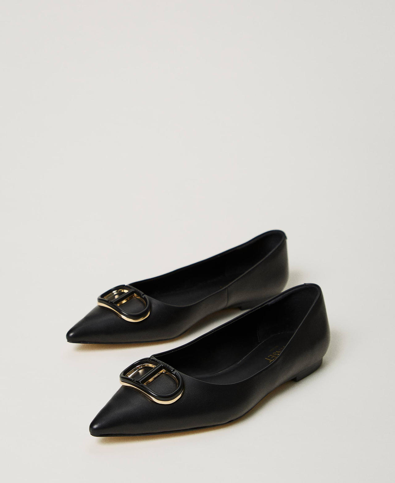 Scee by twin set Ballerine in pelle con Oval T Spedizione gratuita