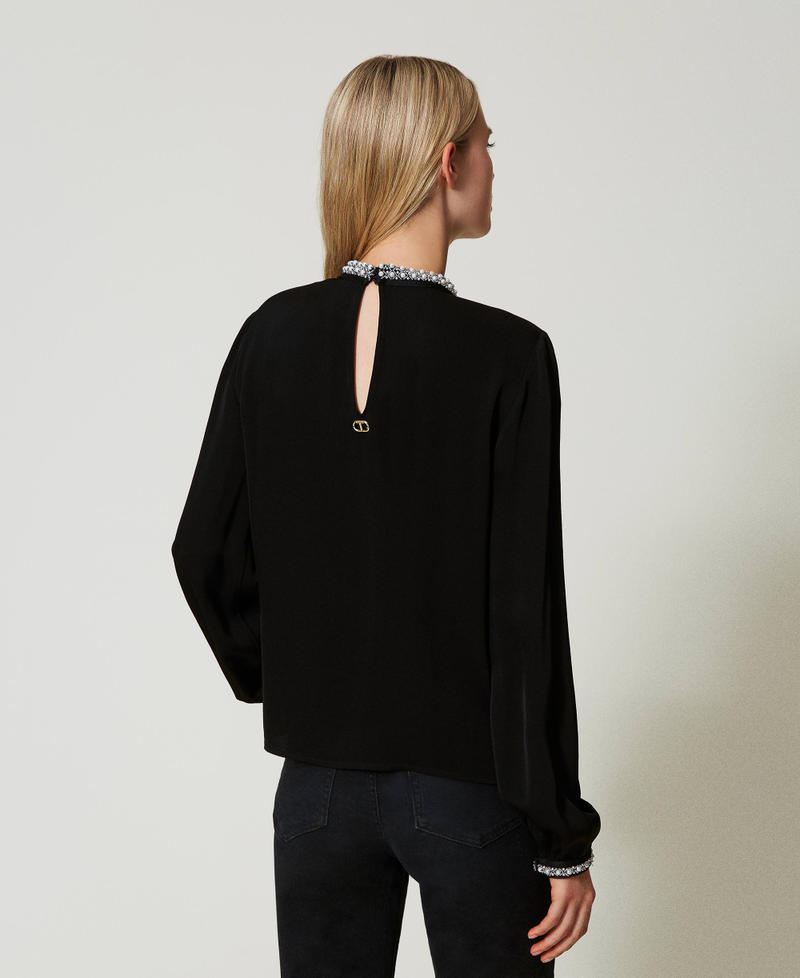 Scee by twin set Blusa in crêpe con ricami Italia