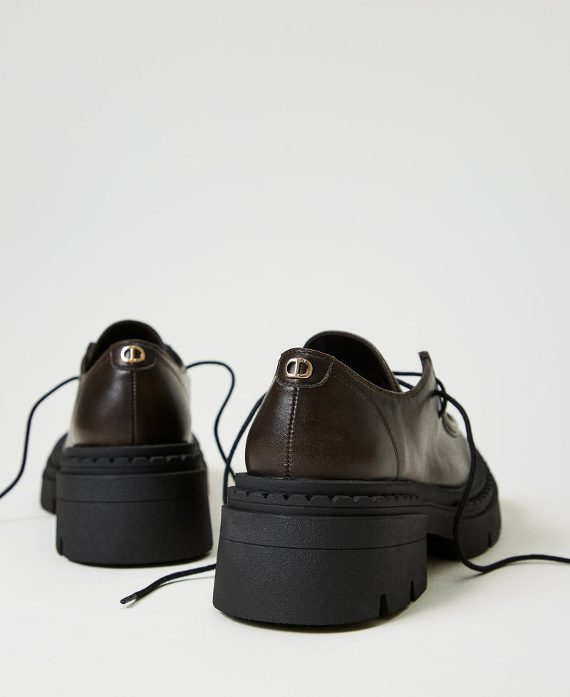 Scee by twin set Scarpe stringate con Oval T Sottocosto