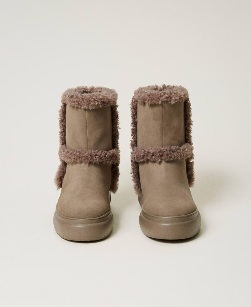 Scee by twin set Stivaletti con dettagli in faux fur In Vendita
