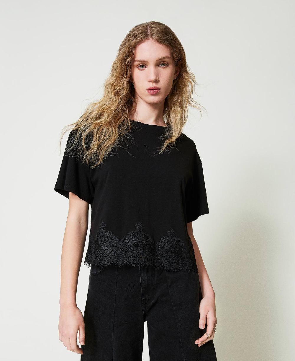 Scee by twin set T-shirt cropped con pizzo macramè Spedizione Gratuita