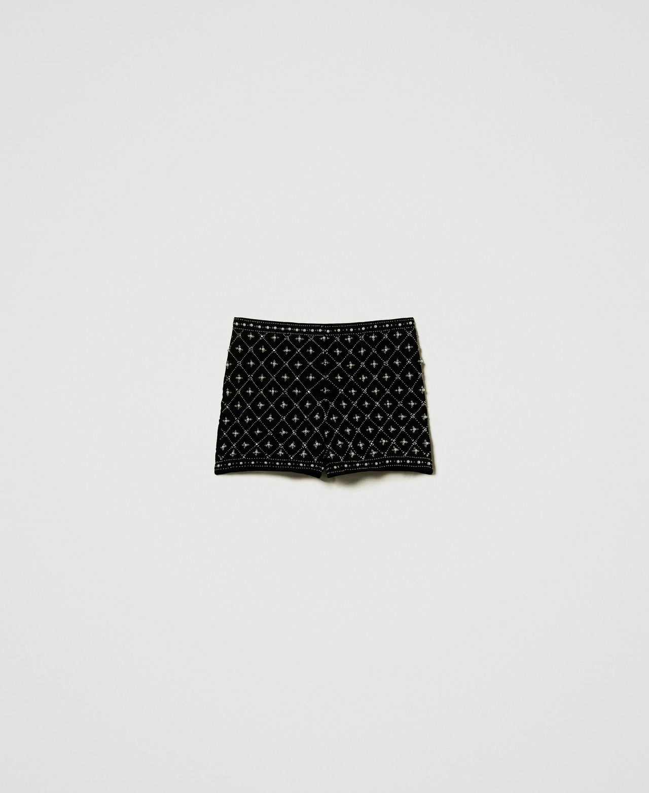 Scee by twin set Shorts in velluto ricamato