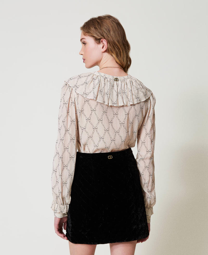 Scee by twin set Blusa in creponne con stampa fiocchi Ultimi due giorni