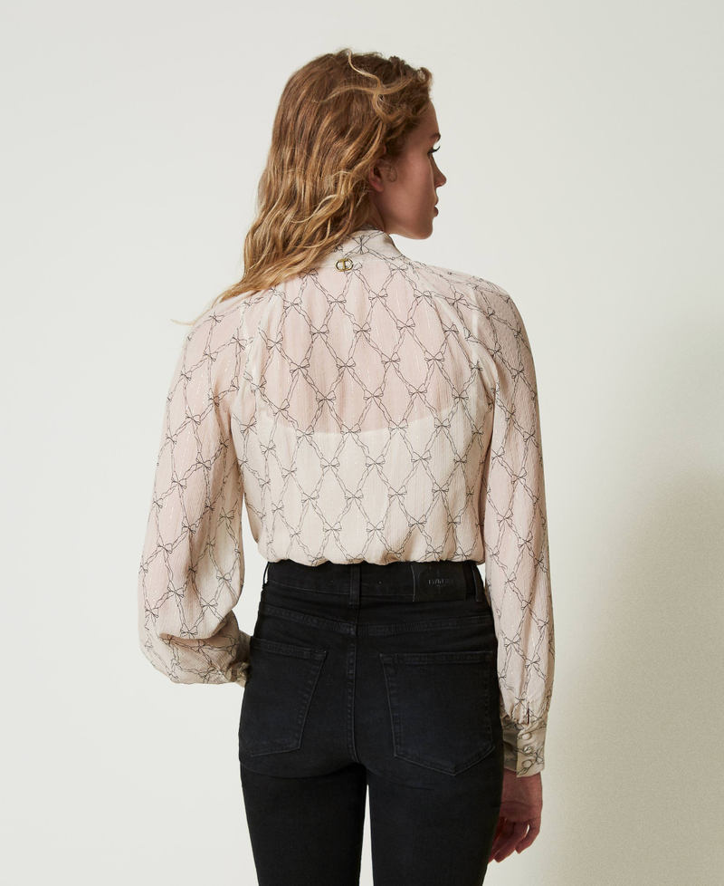 Scee by twin set Camicia in creponne con stampa fiocchi Sottocosto