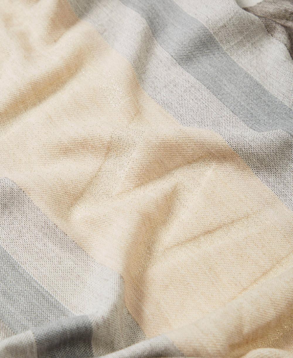 Scee by twin set Stola jacquard con Oval T Promozione