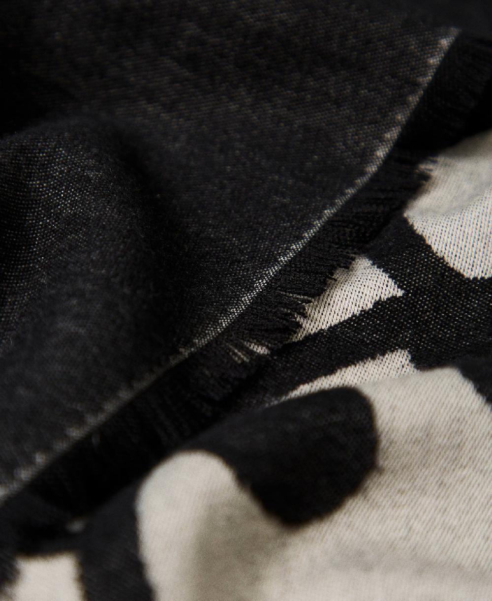 Scee by twin set Sciarpa jacquard con logo Spedizione Gratuita