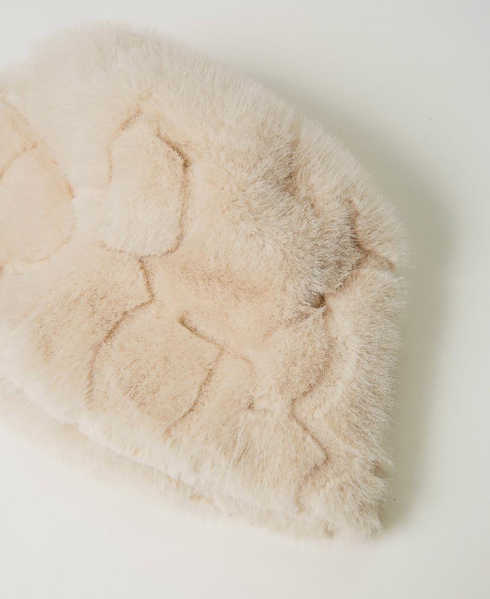 Scee by twin set Cappello bucket in faux fur con logo Affare Del Giorno