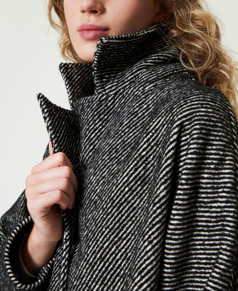 Scee by twin set Cappotto corto in panno bicolor Saldi