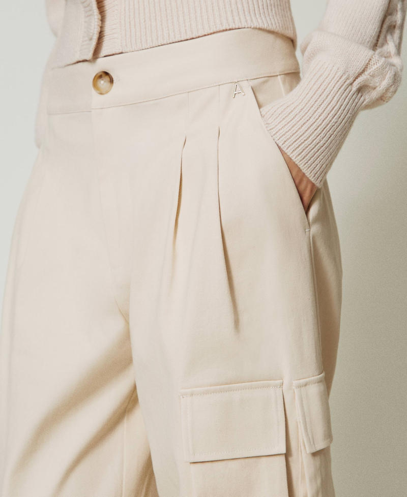 Scee by twin set Pantaloni cargo con tasche asimmetriche Hotsell