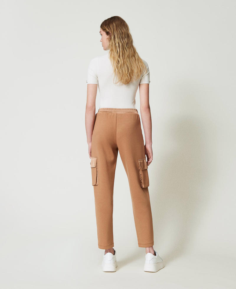 Scee by twin set Pantaloni cargo in tessuto scuba e raso Offerta San Valentino